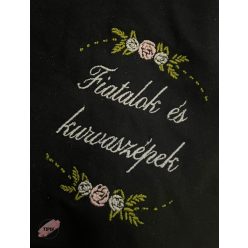 Fiatalok és kurvaszépek - póló, Női-L-fekete virágos