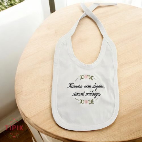 Kurvára nem elegáns, viszont szükséges - hímzett előke