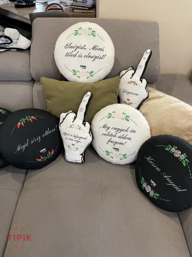 Meg vagyok én veletek áldva, faszom! - párna