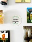 Szép napot, kevés idiótát - kicsi hűtőmágnes